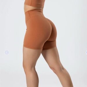 NWT Reluna Original Sculptseam Bike Short 6"